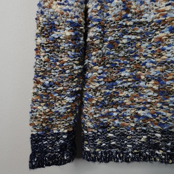 🌟 NWT! Easel Los Angeles V-Neck Sweater - Size Medium/Large! 🌟 - Picture 4 of 6